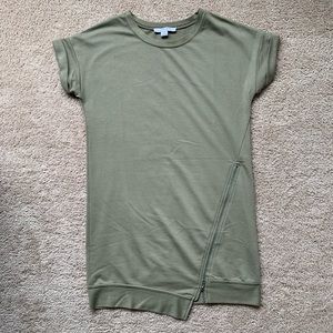 Hunter green dress with zipper detail